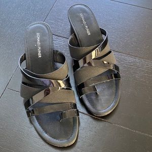 Donald J Pliner Black Leather/Fabric Sandals. Size 9.